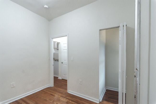 Building Photo - 92 Saint Marks Pl
