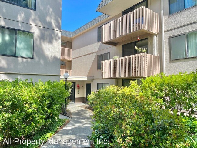 Building Photo - Studio, 1 bath House - 6350 Shelter Creek ...