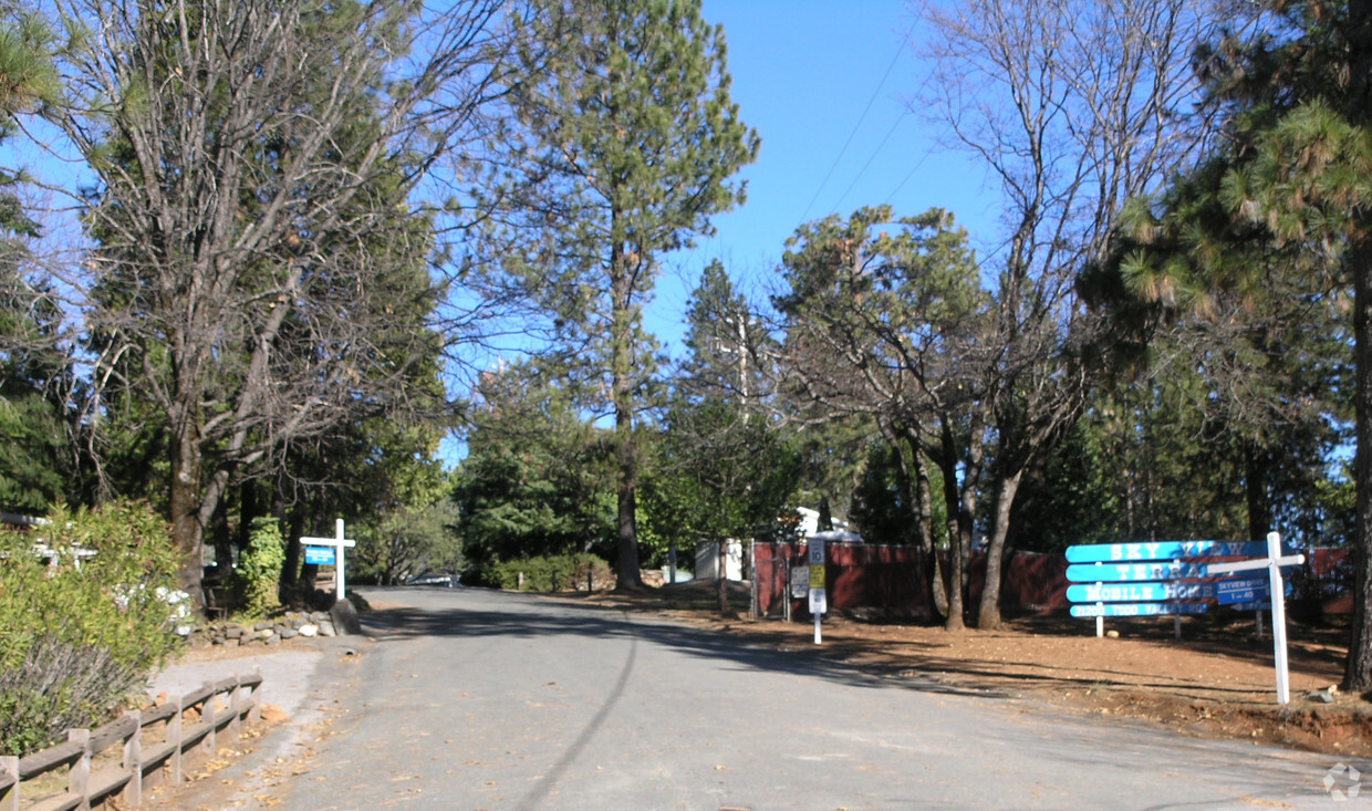 Primary Photo - Sky View Terrace Mobile Home Park