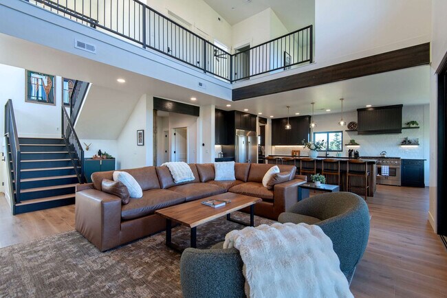 Foto del edificio - 1601 Jackrabbit Ln
