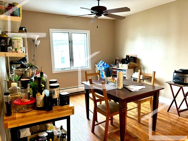 HOT SOMERVILLE LISTING!!!!! - HOT SOMERVILLE LISTING!!!!! House