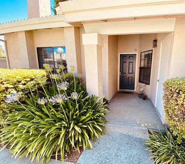 Foto del edificio - 691 Palomino Dr
