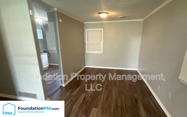 Building Photo - 2747 Jolson Ave