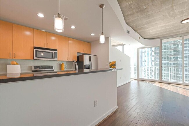 Foto del edificio - 5925 Almeda Rd