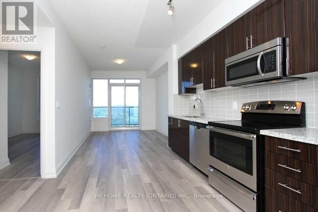 Building Photo - 7161 Yonge St