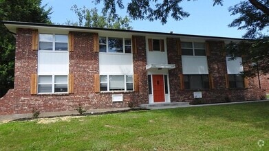 Building Photo - 110 Drake St