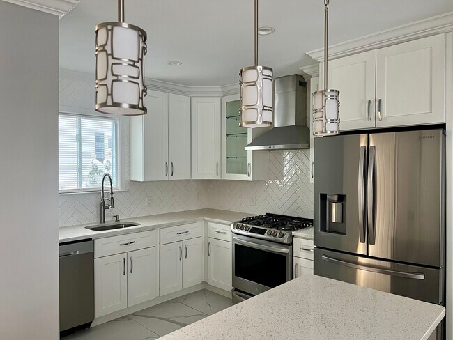 Cocina 1 - 19 Cushing St