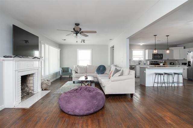 Foto del edificio - 3709 Park Ridge Blvd