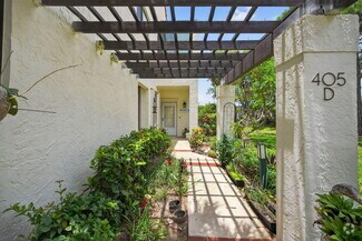 Building Photo - 405 Sea Oats Dr