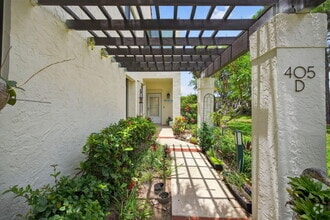 Building Photo - 405 Sea Oats Dr