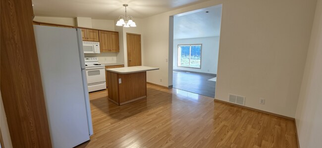 Foto del edificio - 5332 Nistler Rd