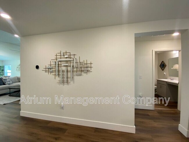 Building Photo - 16324 Winding Preserve Cir