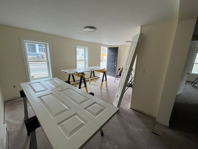 Living Room - 556 Washington St