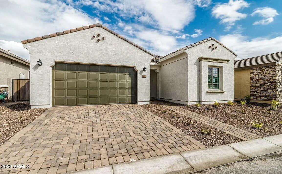 Foto principal - 19894 W Glenrosa Dr