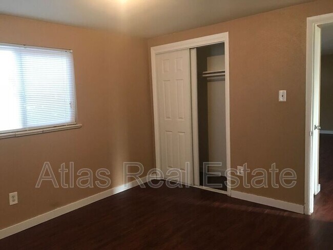Foto del edificio - 7171 Stuart St