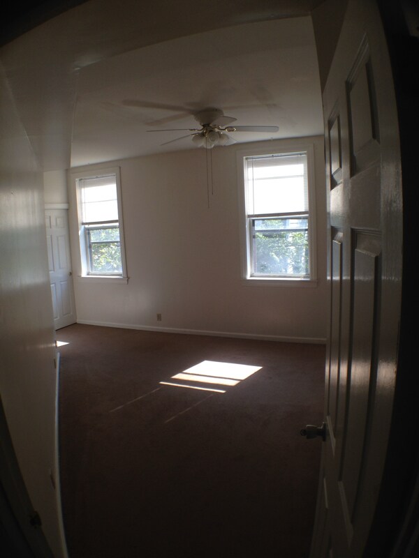 Building Photo - 8 W Hollister St