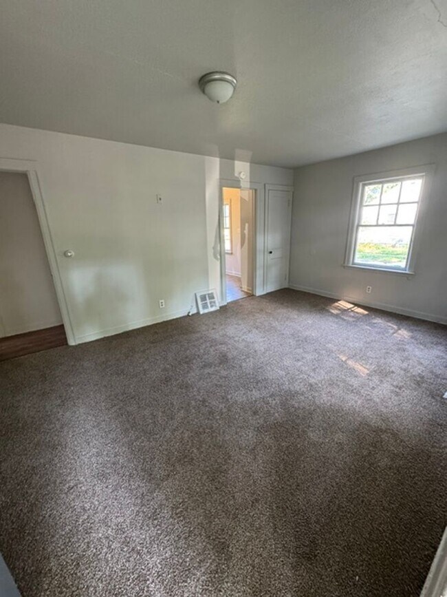 Foto del edificio - 4502 Gaywood Dr