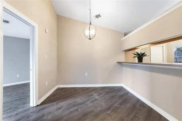 Building Photo - 110 Lake Village Blvd