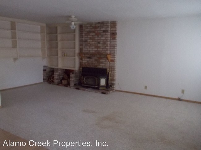 Building Photo - 100 Cheyenne Dr