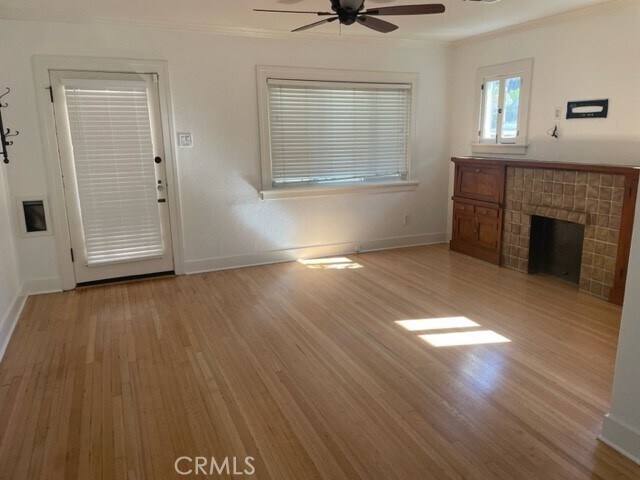 Foto del edificio - 4824 E Broadway