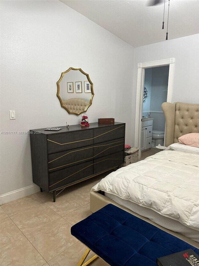 Foto del edificio - 1595 SW 122nd Ave