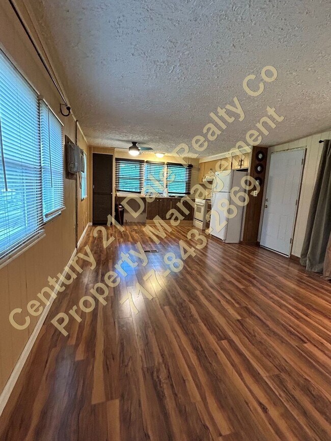 Foto del edificio - 2 BR, 1.5 Bath Manufactured Home in Carlis...