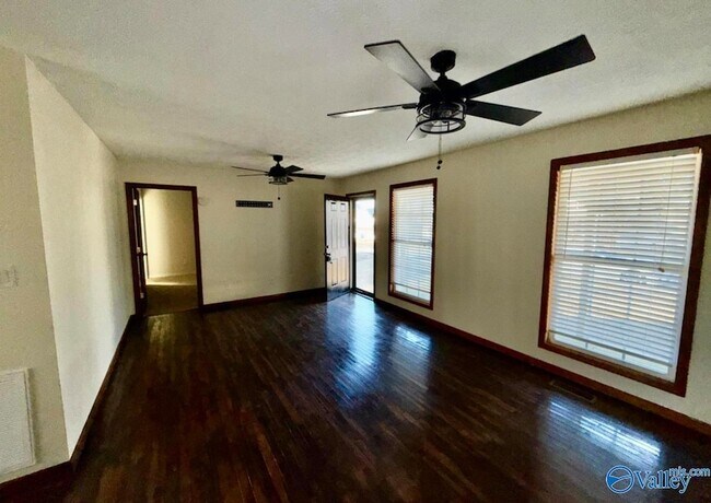 Foto del edificio - 412 Pearl St SW