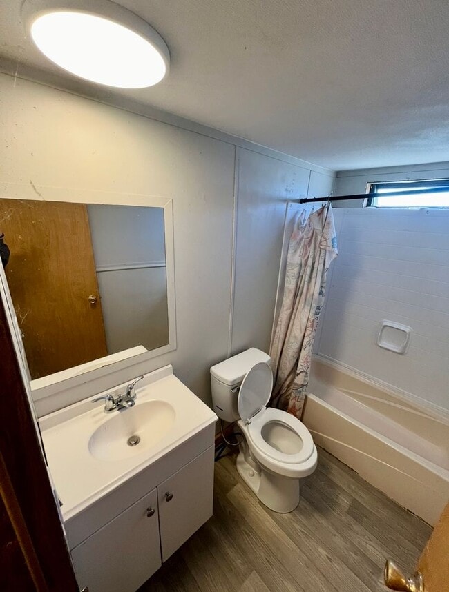 Building Photo - 2 Bed/2 Bath Mobile Home
