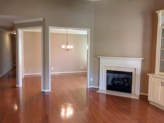 Foto del edificio - 2907 Blossom Park Drive Southeast