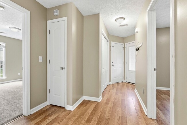 Building Photo - 3BR Home Walkable to Downtown Zebulon with Fenced Yard