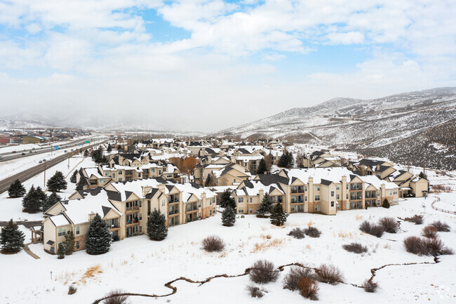 Aerial Photo - Canyon Creek Club