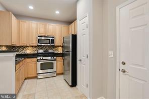 Building Photo - 2055 26th St S