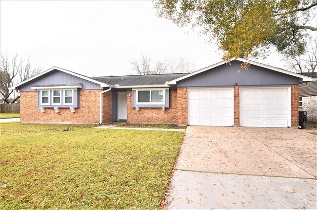 Building Photo - 530 Cambridge Village Dr