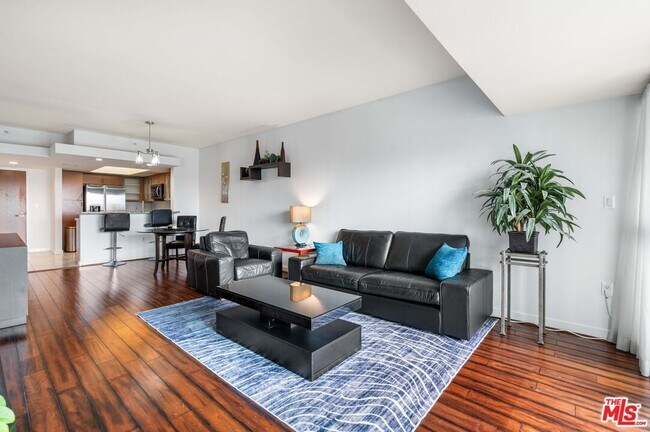 Foto del edificio - 13700 Marina Pointe Dr