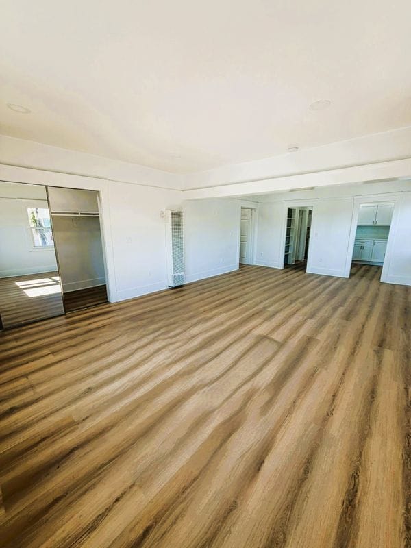 Foto del edificio - 1173 E Broadway