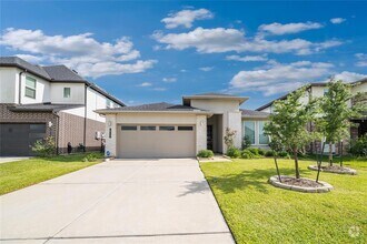 Building Photo - 28447 Halle Ray Dr