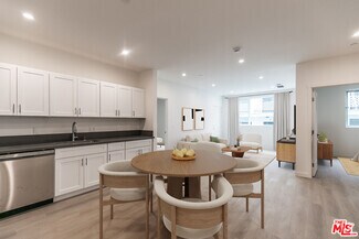Building Photo - 1227 N Berendo St