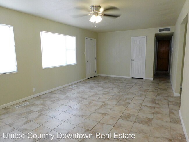 Building Photo - 3 br, 2 bath House - 1309 S Silver Ave