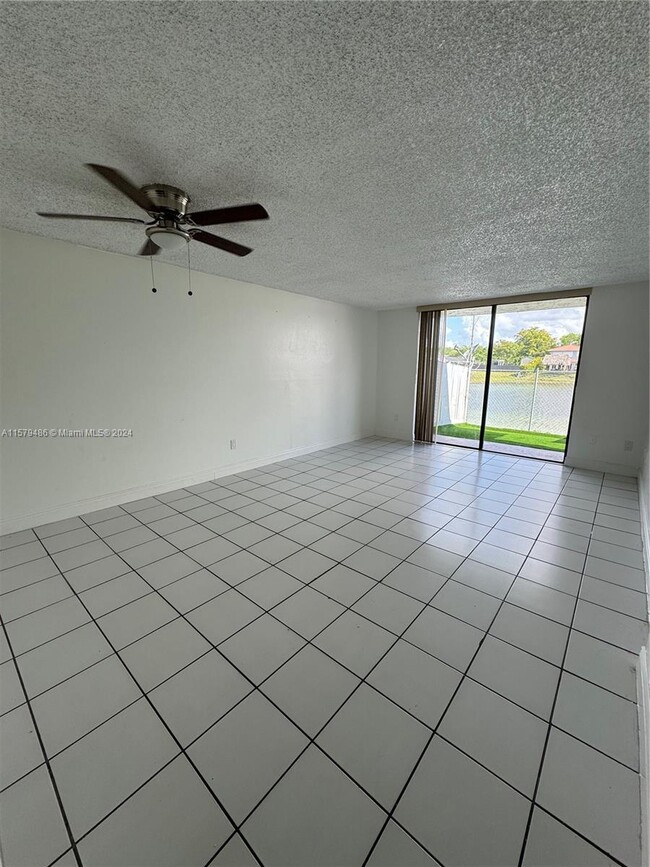 Building Photo - 8301 SW 142nd Ave