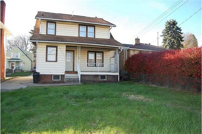 Building Photo - 216 Murphy Ave