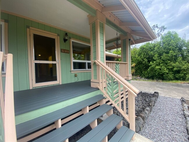 Building Photo - 3/2 In The Hawaiian Paradise Park Sunbelt!