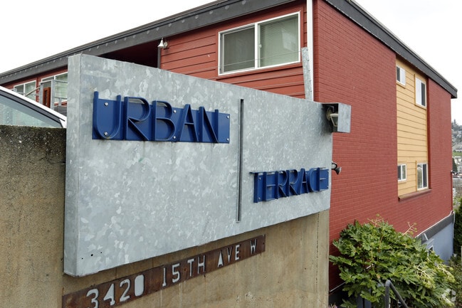 Building Photo - Urban Terrace