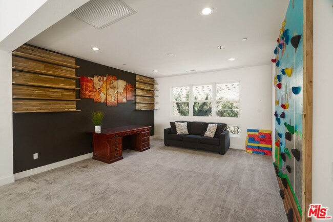 Foto del edificio - 20248 Willoughby Ln