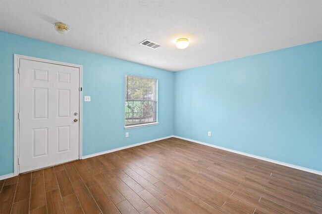 Foto del edificio - 19007 Prairie Bluff Dr