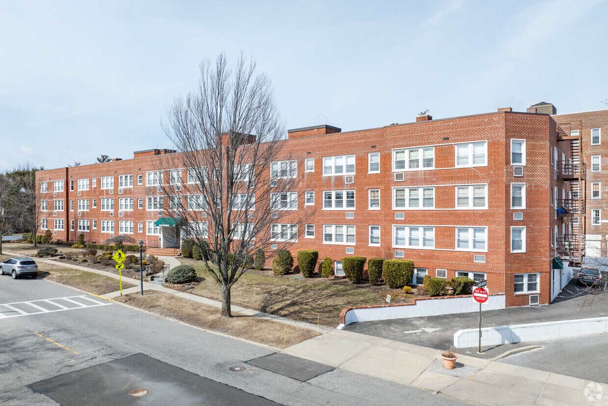 Foto principal - 101 2nd St