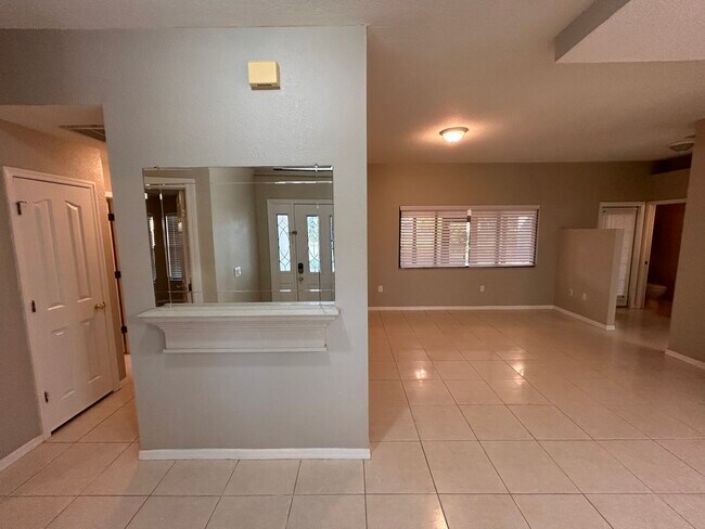 Foto del edificio - 25350 Narwhal Ln