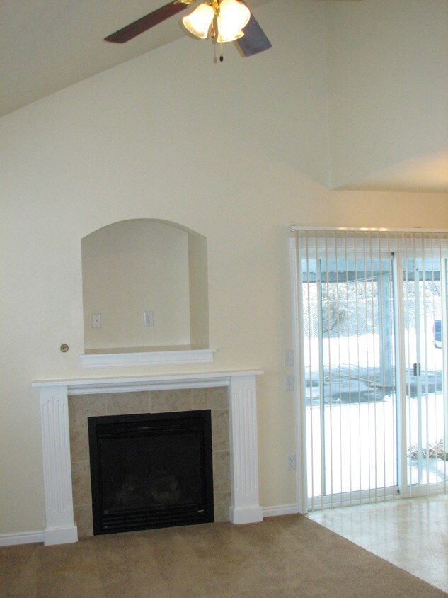 Foto del edificio - Chestnut Valley Townhomes