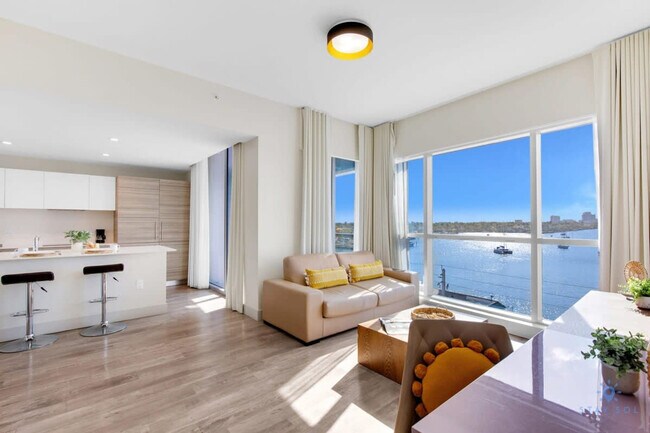 Foto del edificio - 777 N Ocean Dr