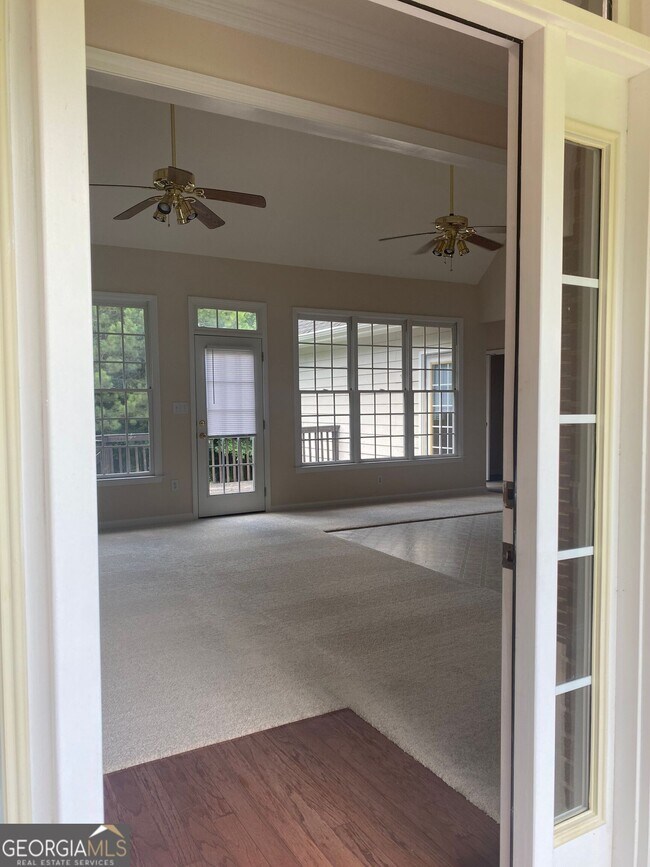 Building Photo - 460 Brickleberry Ridge