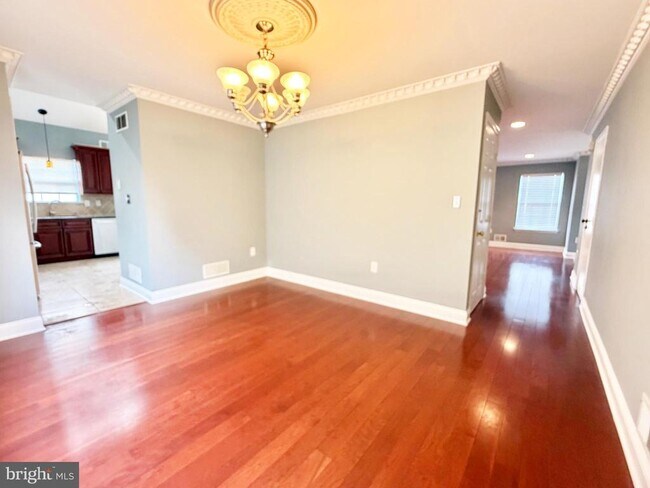 Foto del edificio - 37 Richards Rd